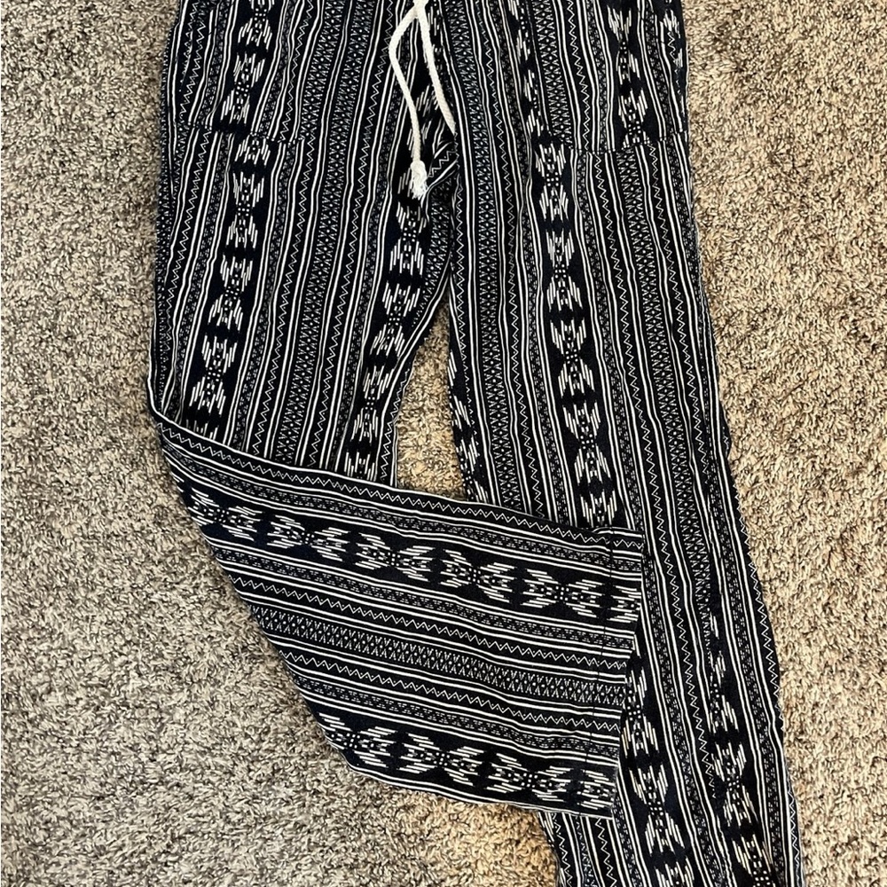 Size-S - Picture 2 of 5